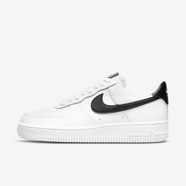 Tênis Nike Air Force 1 '07